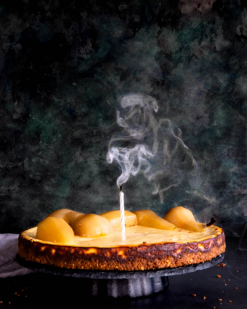 Cheesecake with poached pear / Susi Gastro Studio / Amsterdam Food Photographer