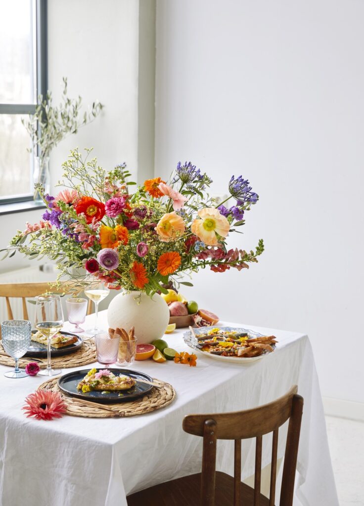 Mediterranean flower table / S'usi Gastro Studio / Amsterdam food stylist